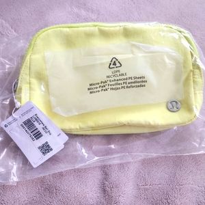NWT Lululemon Everywhere Belt Bag 1L Electric Lemon